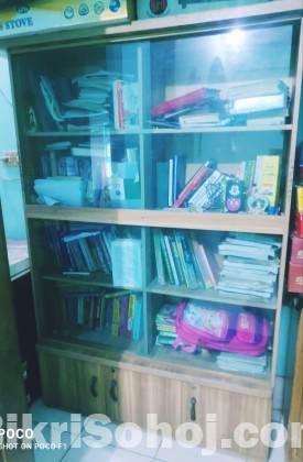 Bookshelf showcase